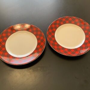 222 Fifth CHRISTMAS PLAID Salad Plates. Set of 2. Excellent Condition.
